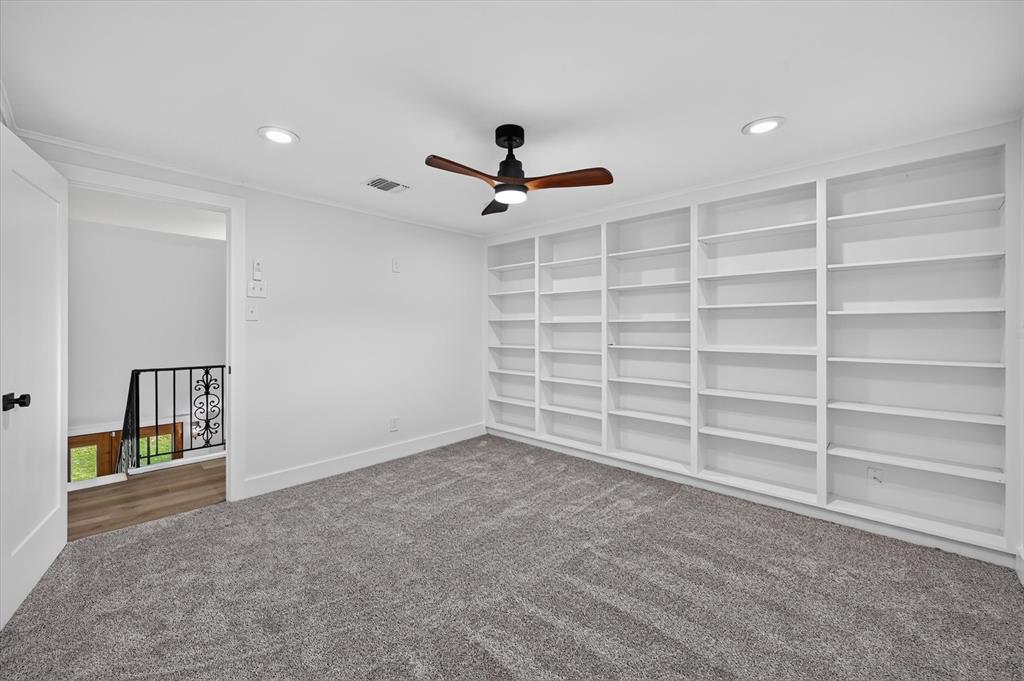 4105 Hartwood Drive, Fort Worth, TX 76109