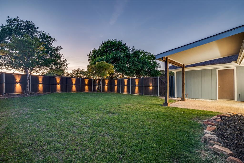 Oversized Yard with Custom Covered Patio