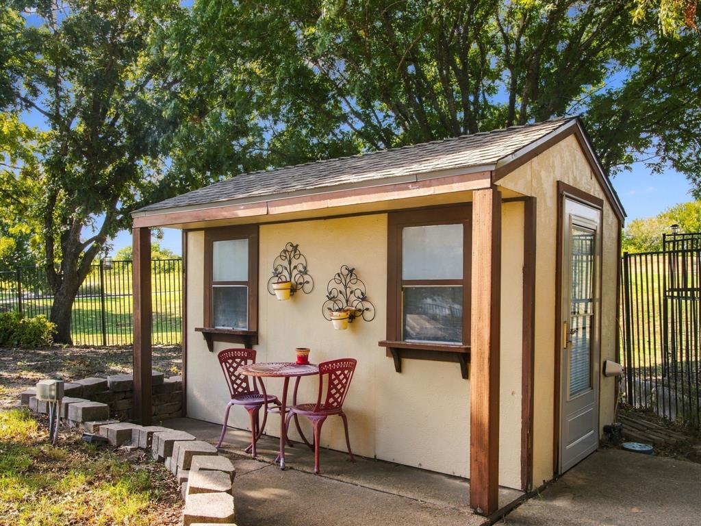 10717 Wolfcreek Lane, Rowlett, TX 75089