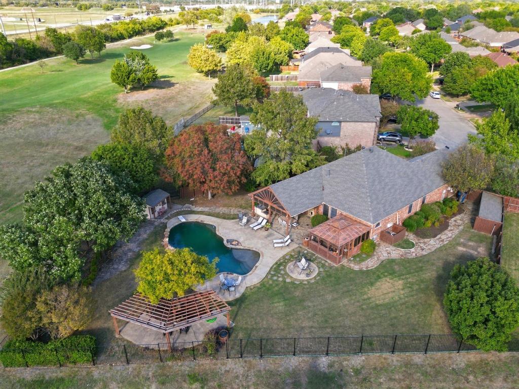 10717 Wolfcreek Lane, Rowlett, TX 75089
