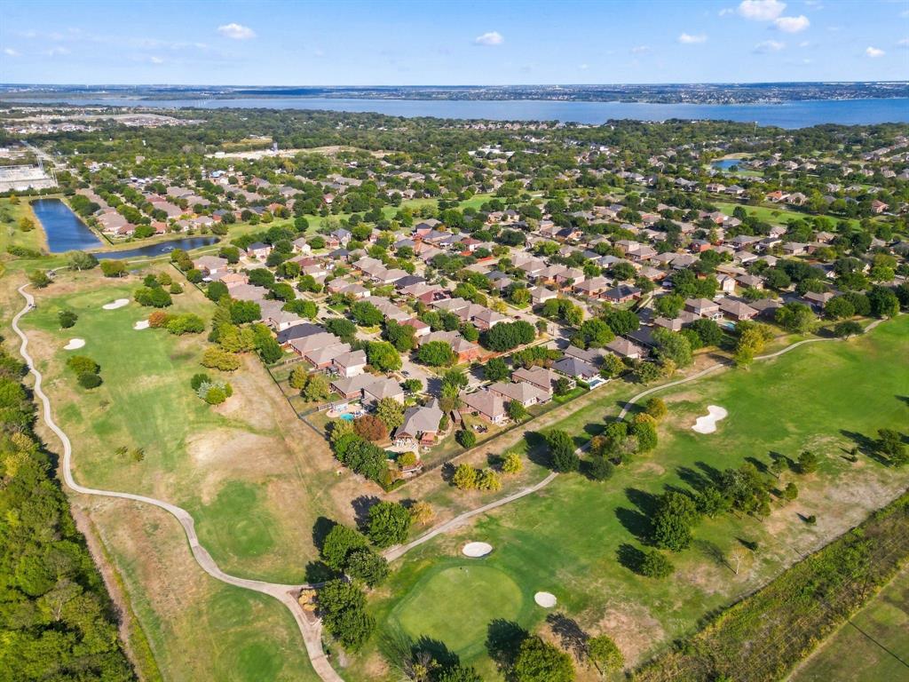10717 Wolfcreek Lane, Rowlett, TX 75089