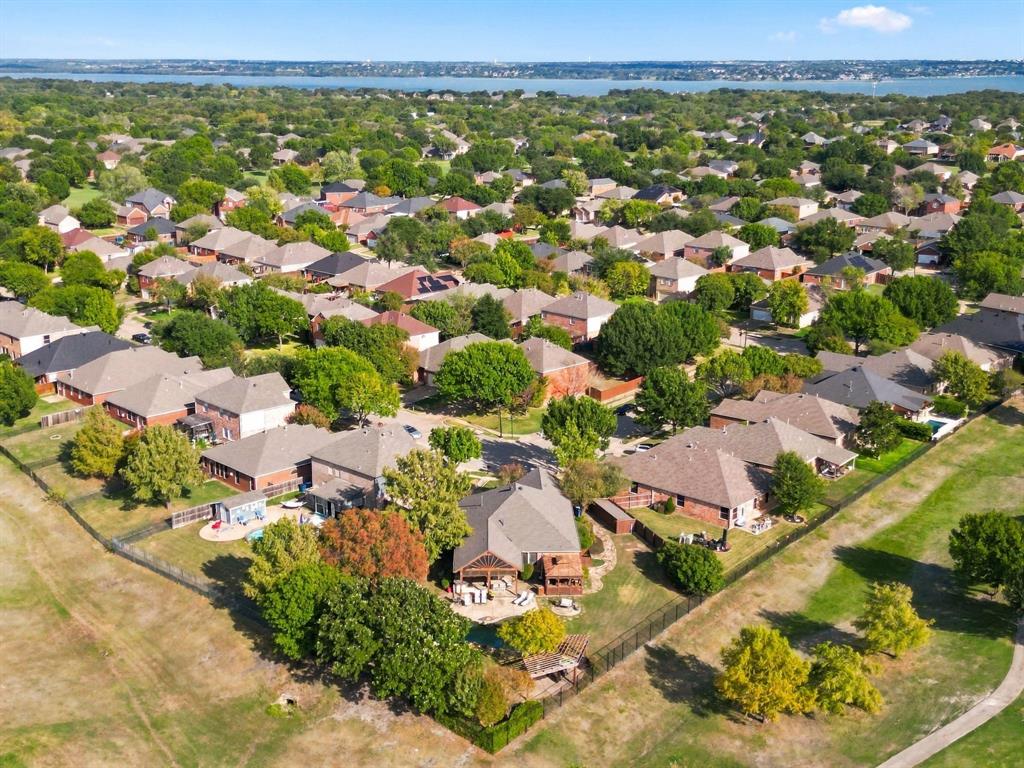 10717 Wolfcreek Lane, Rowlett, TX 75089