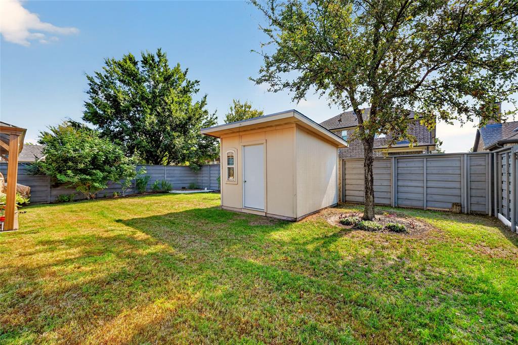852 Countryside Way, Little Elm, TX 76227