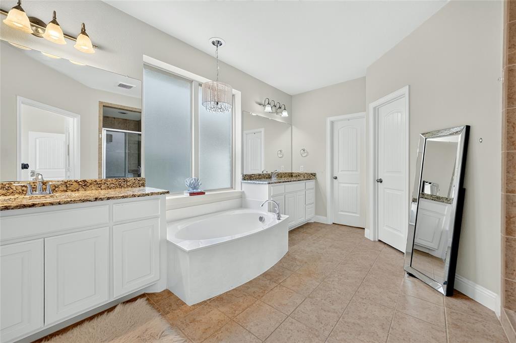 852 Countryside Way, Little Elm, TX 76227