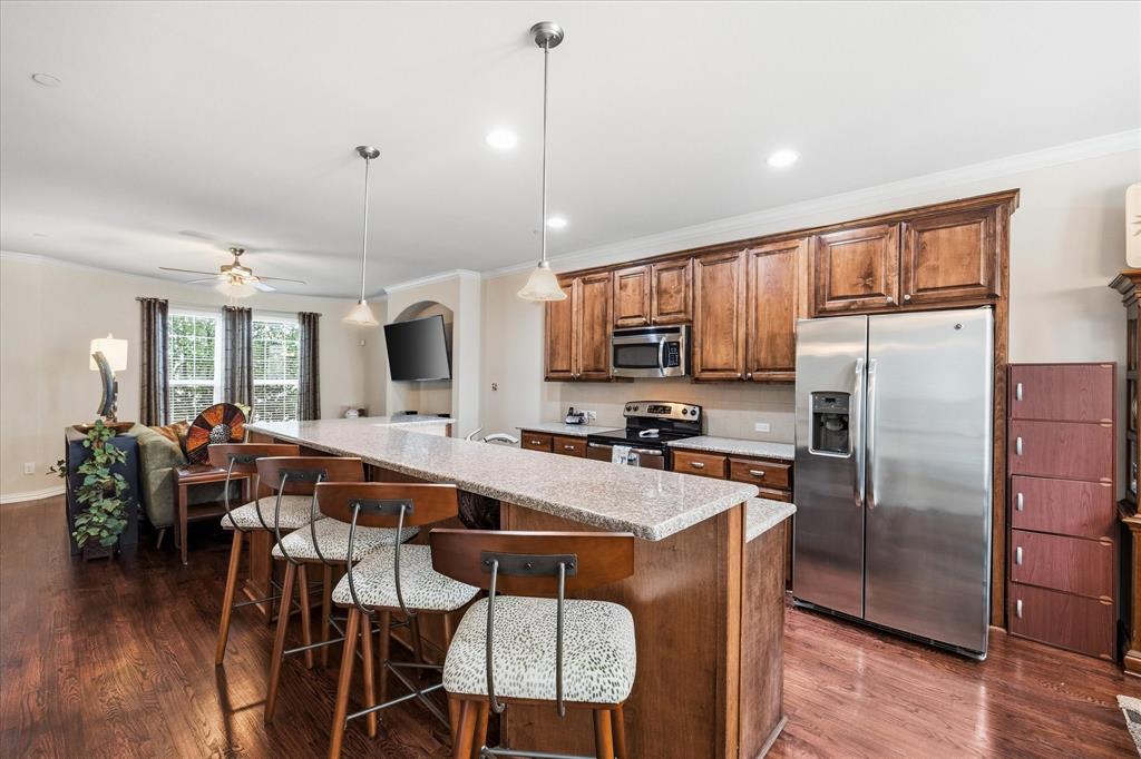 2500 Rockbrook Drive, #C27, Lewisville, TX 75067