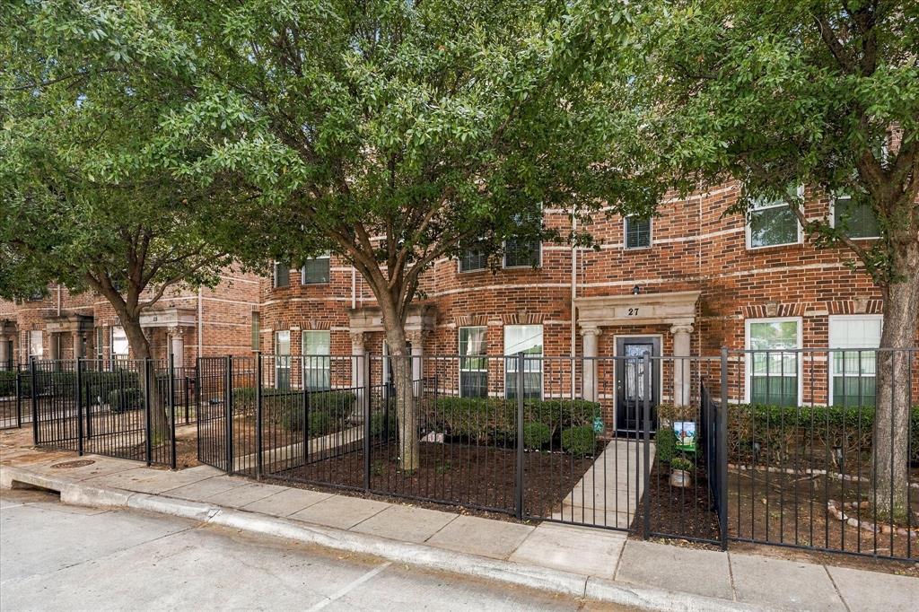 2500 Rockbrook Drive, #C27, Lewisville, TX 75067
