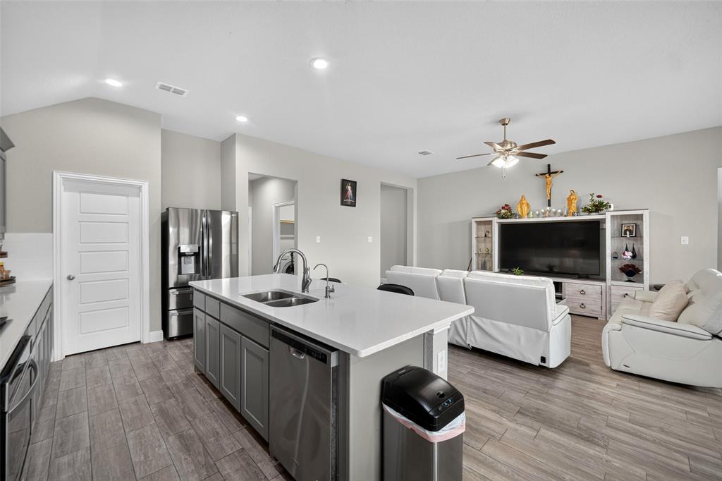 1340 Collett Sublett Road, Kennedale, TX 76060
