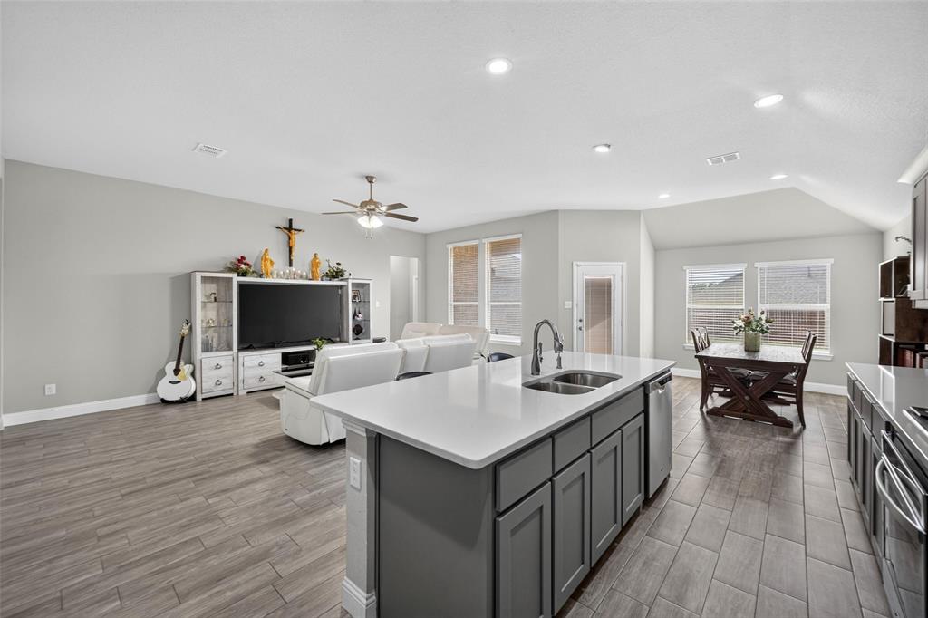1340 Collett Sublett Road, Kennedale, TX 76060