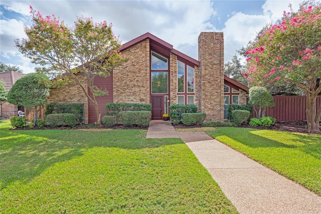 One-story home with vaulted ceilings and updated James Hardie cement board siding One-story home with vaulted ceilings and updated James Hardie cement board siding
