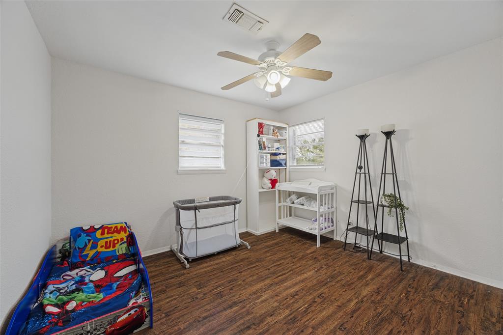 2020 Brown Avenue, Paris, TX 75460