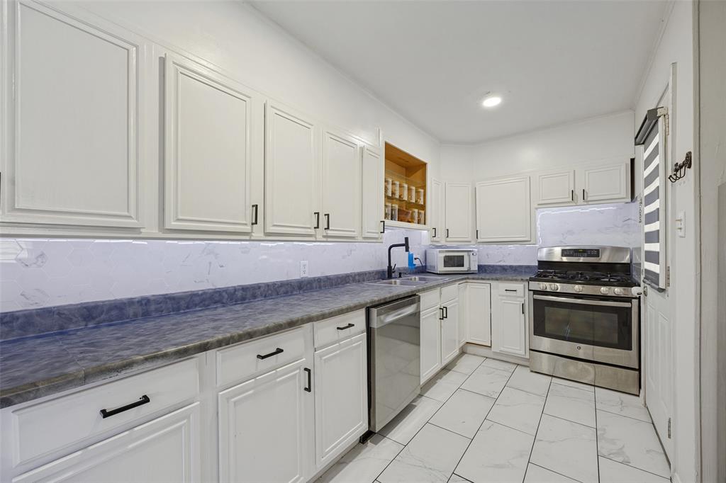 2020 Brown Avenue, Paris, TX 75460