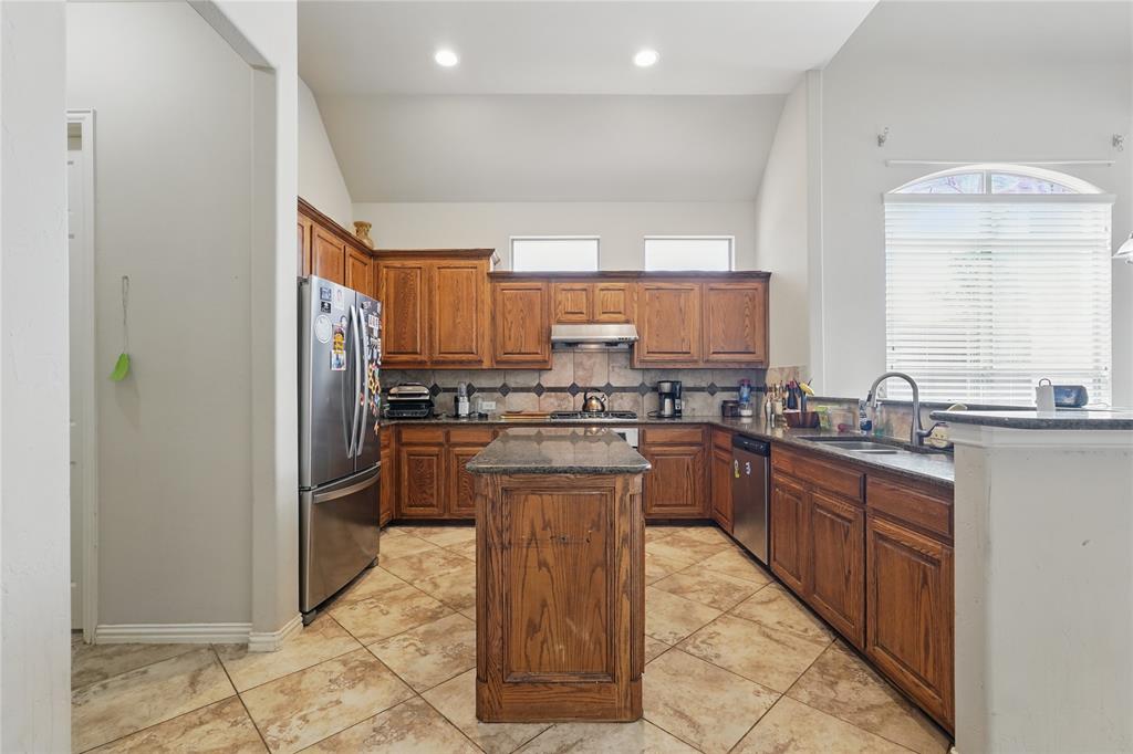 956 Cougar Drive, Allen, TX 75013