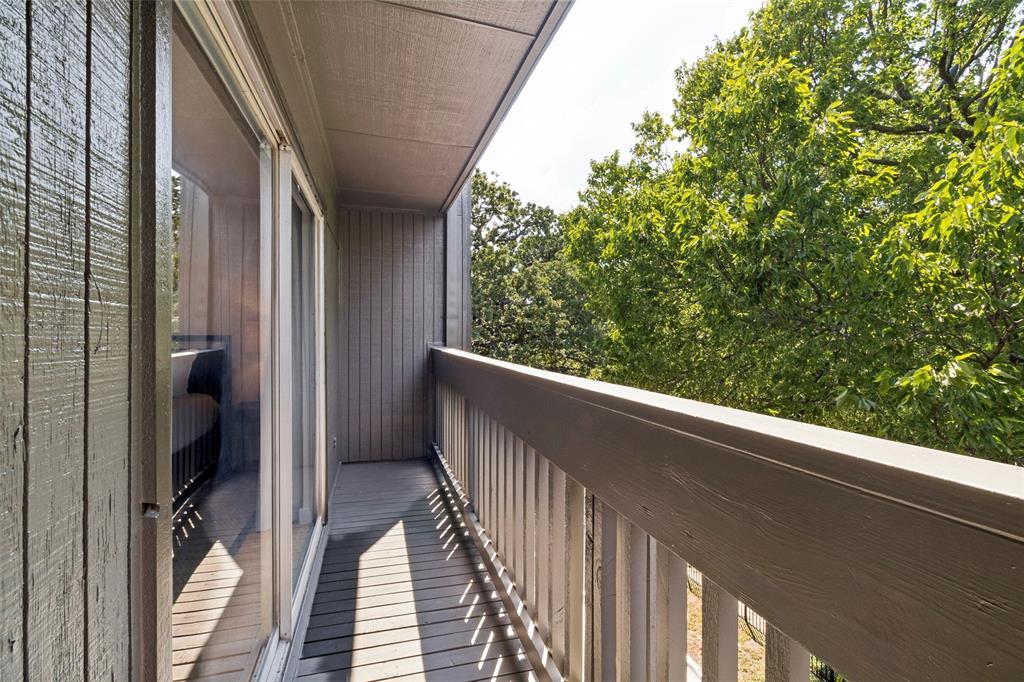 4071 Buena Vista Street, Dallas, TX 75204