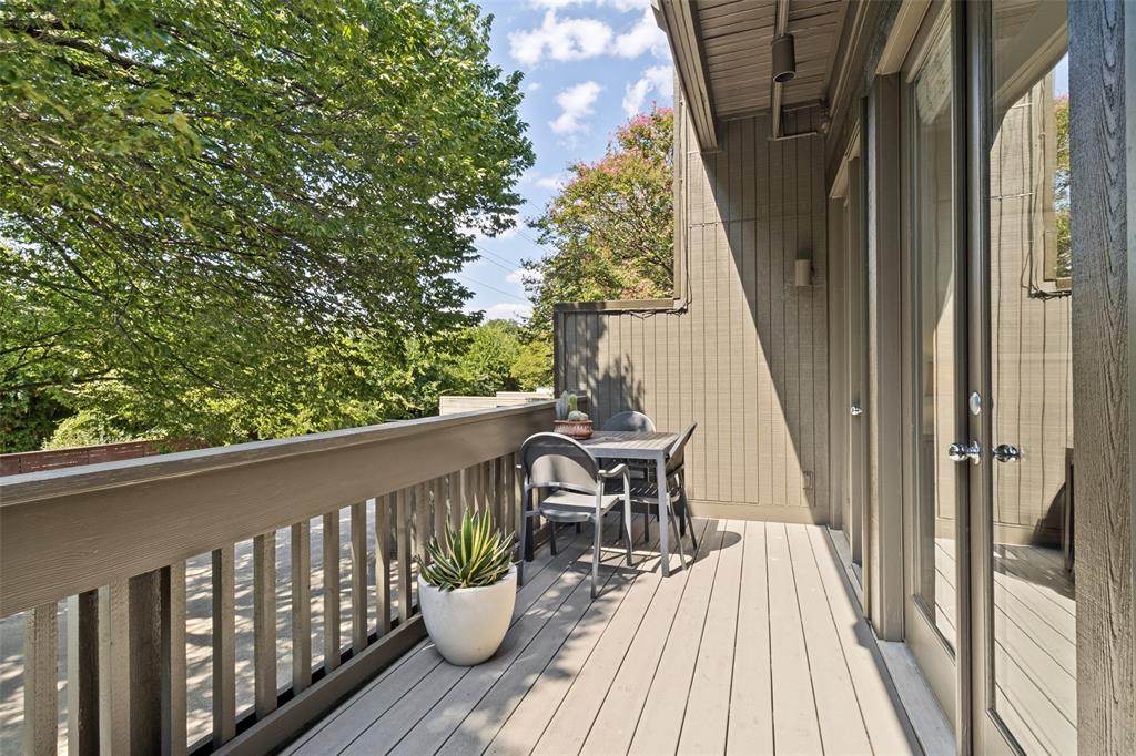 4071 Buena Vista Street, Dallas, TX 75204