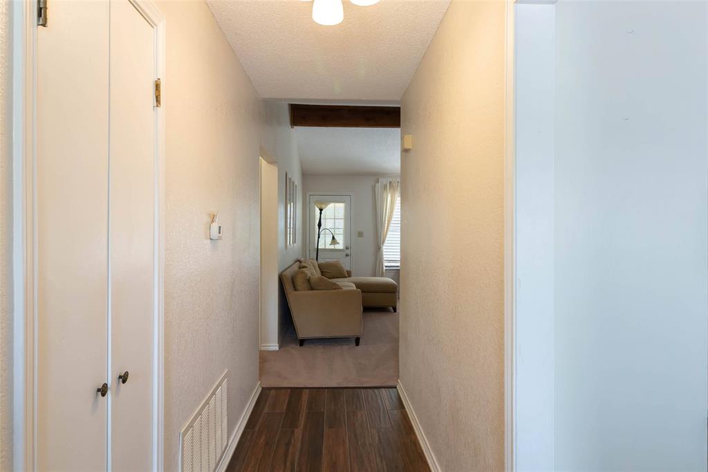 2 N Robin Drive, Belton, TX 76513