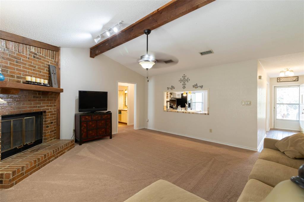 2 N Robin Drive, Belton, TX 76513