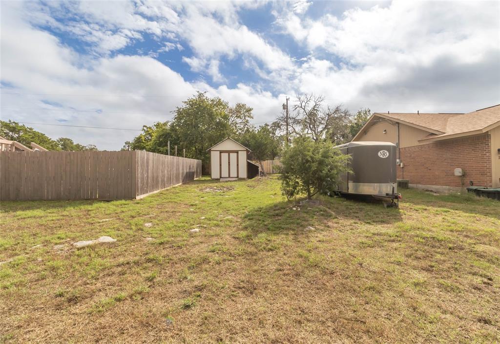 2 N Robin Drive, Belton, TX 76513