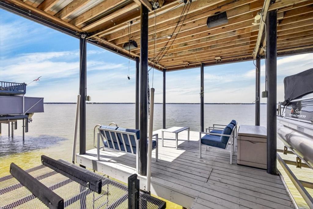250 Nob Hill Circle, Gun Barrel City, TX 75156