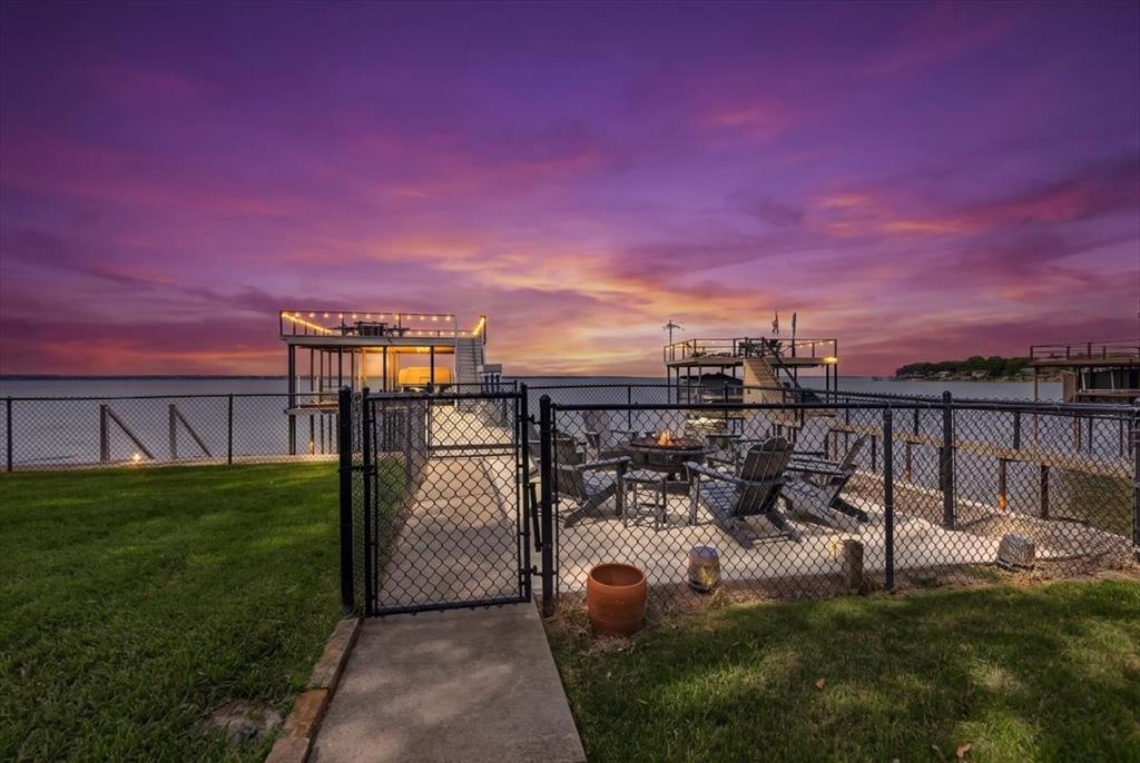 250 Nob Hill Circle, Gun Barrel City, TX 75156