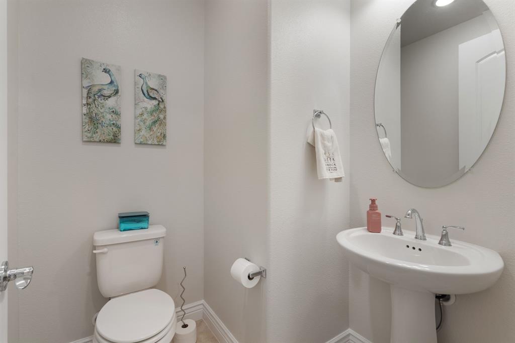 9533 Windwood Lane, Denton, TX 76207