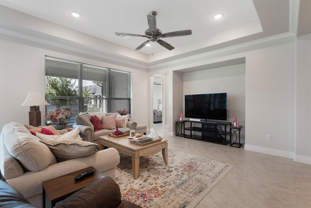 9533 Windwood Lane, Denton, TX 76207
