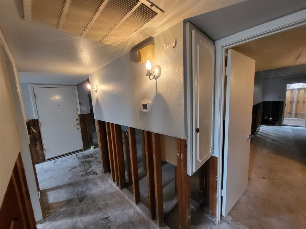 5821 COPPERWOOD Lane, #1126, Dallas, TX 75248 5821 COPPERWOOD Lane, #1126, Dallas, TX 75248