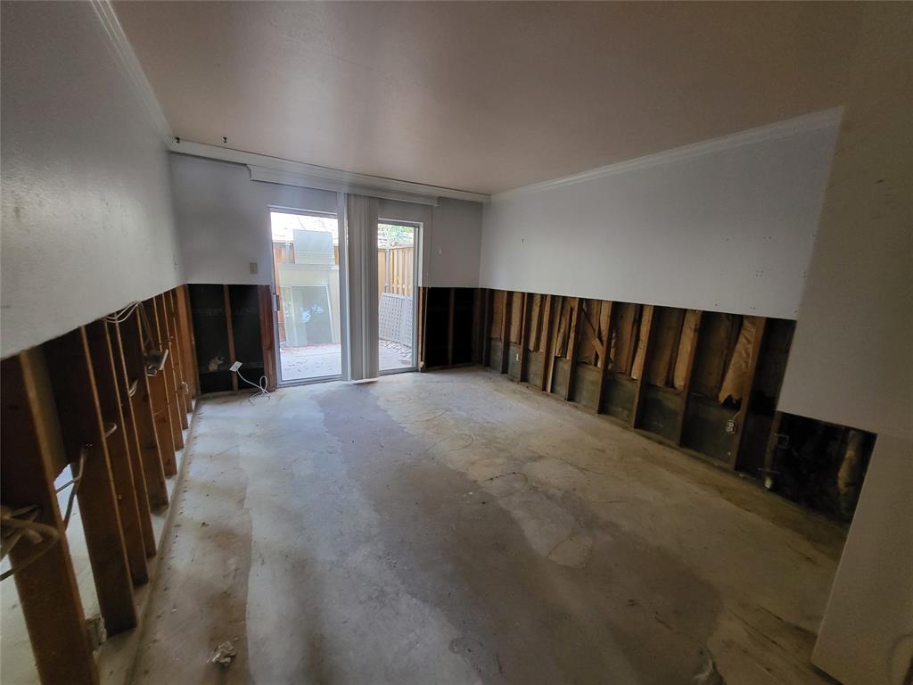 5821 COPPERWOOD Lane, #1126, Dallas, TX 75248