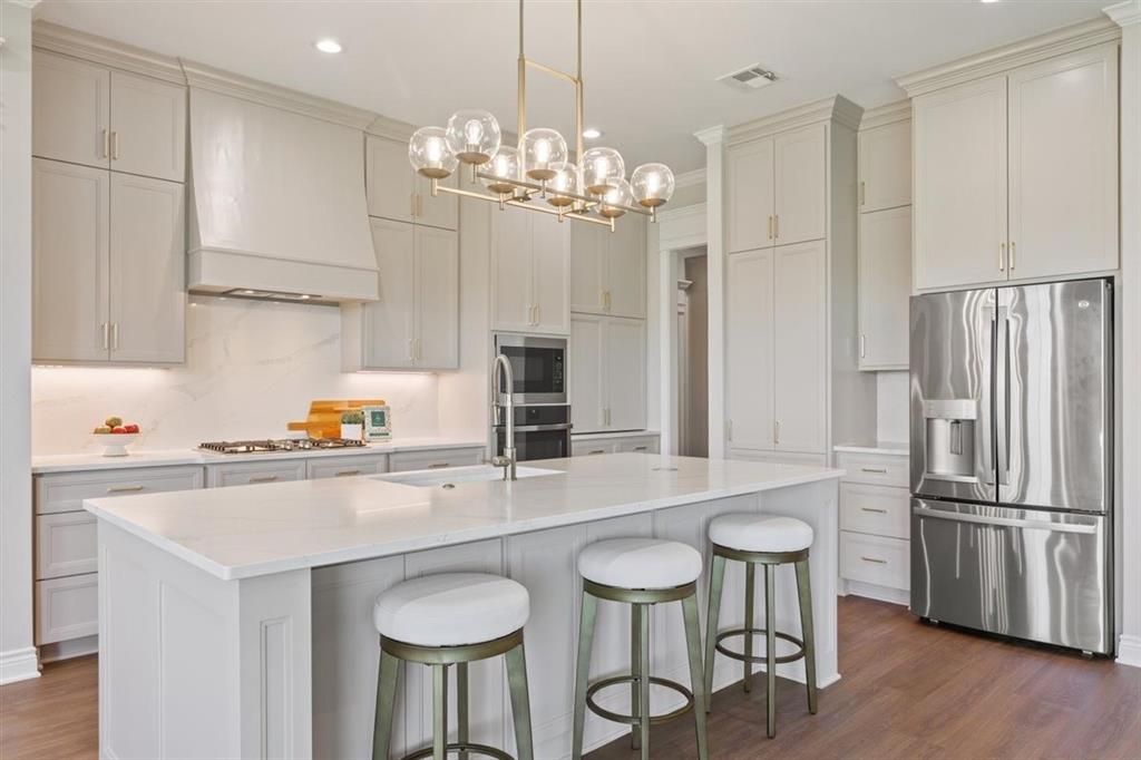 168 Water View Lane, Robinson, TX 76706