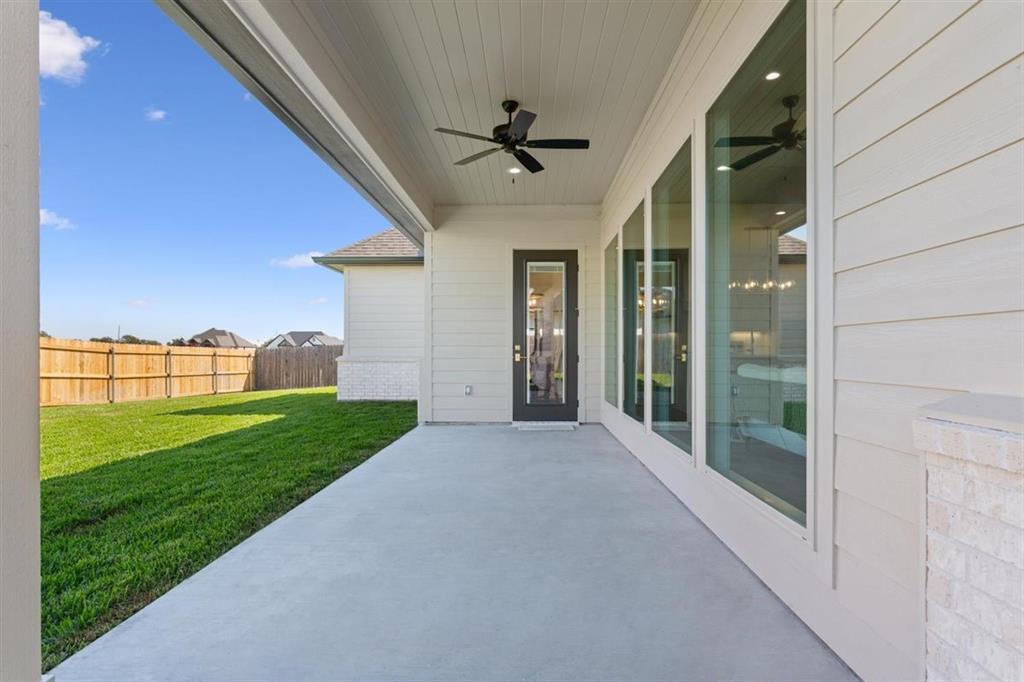168 Water View Lane, Robinson, TX 76706
