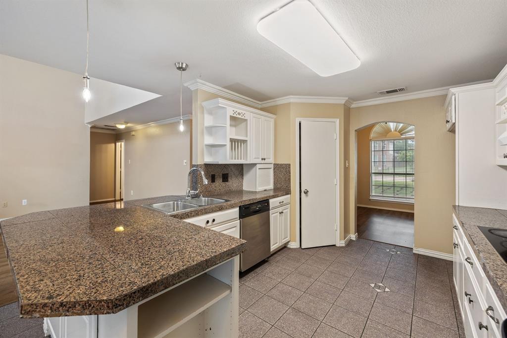 2301 Brookview Drive, McKinney, TX 75072