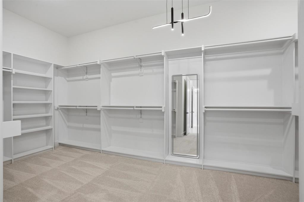 617 Parkview Avenue, Dallas, TX 75223