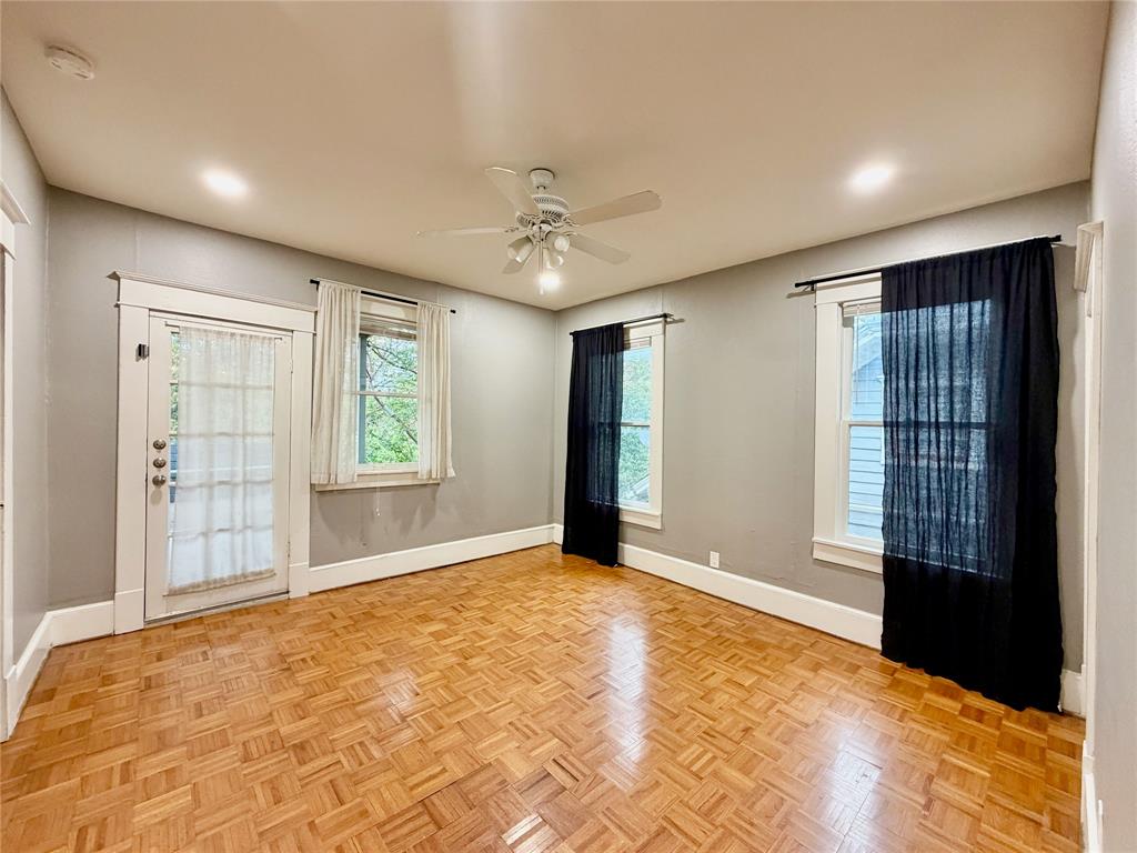 5819 Victor Street, Dallas, TX 75214