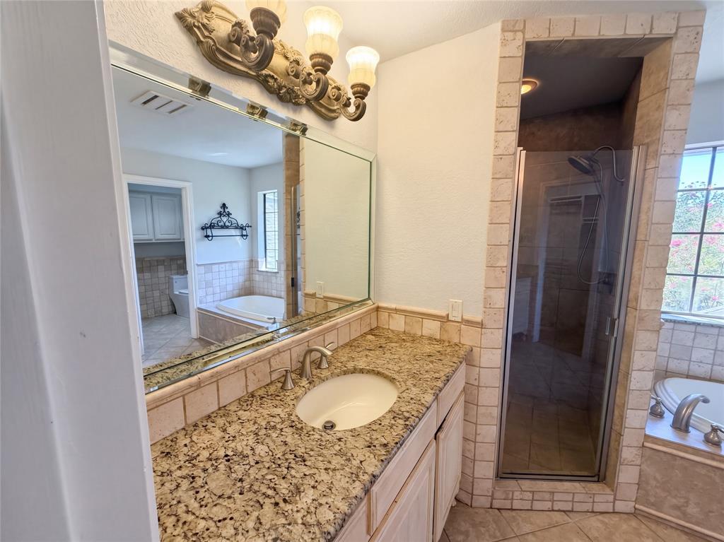 2913 Bedfordshire Lane, Plano, TX 75075