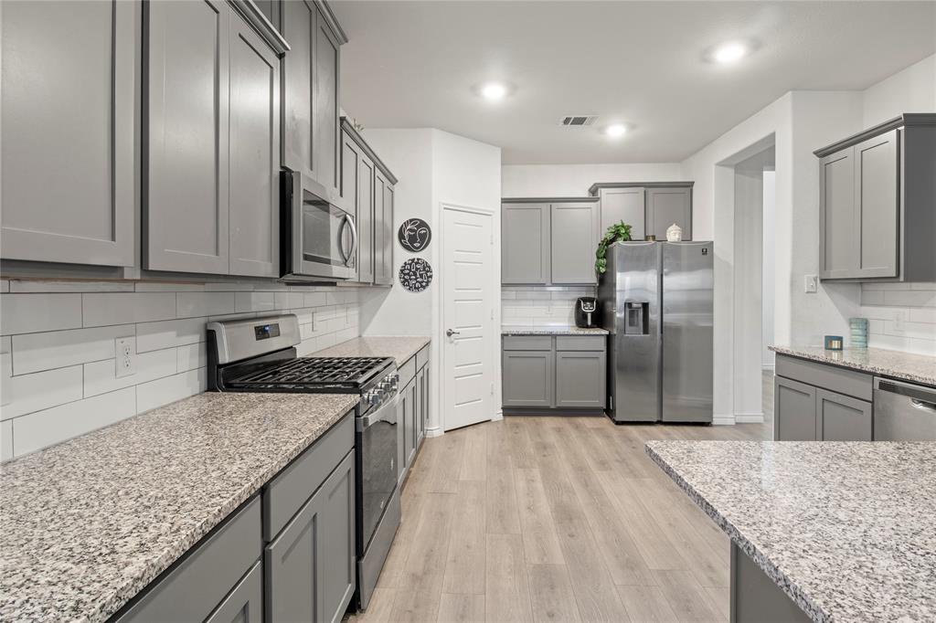 808 Goldenrod Lane, Princeton, TX 75407