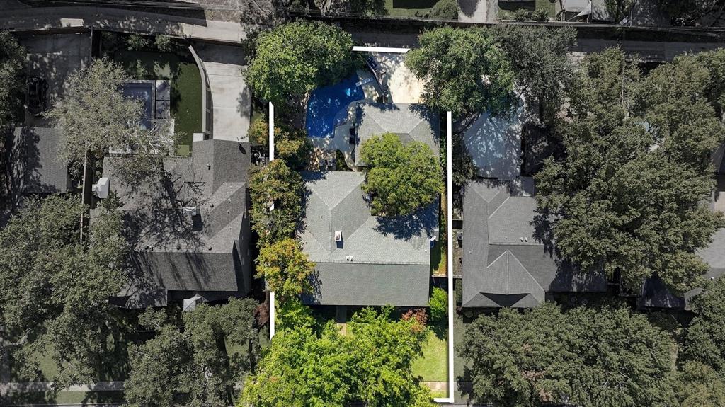 9236 Chiswell Road, Dallas, TX 75238