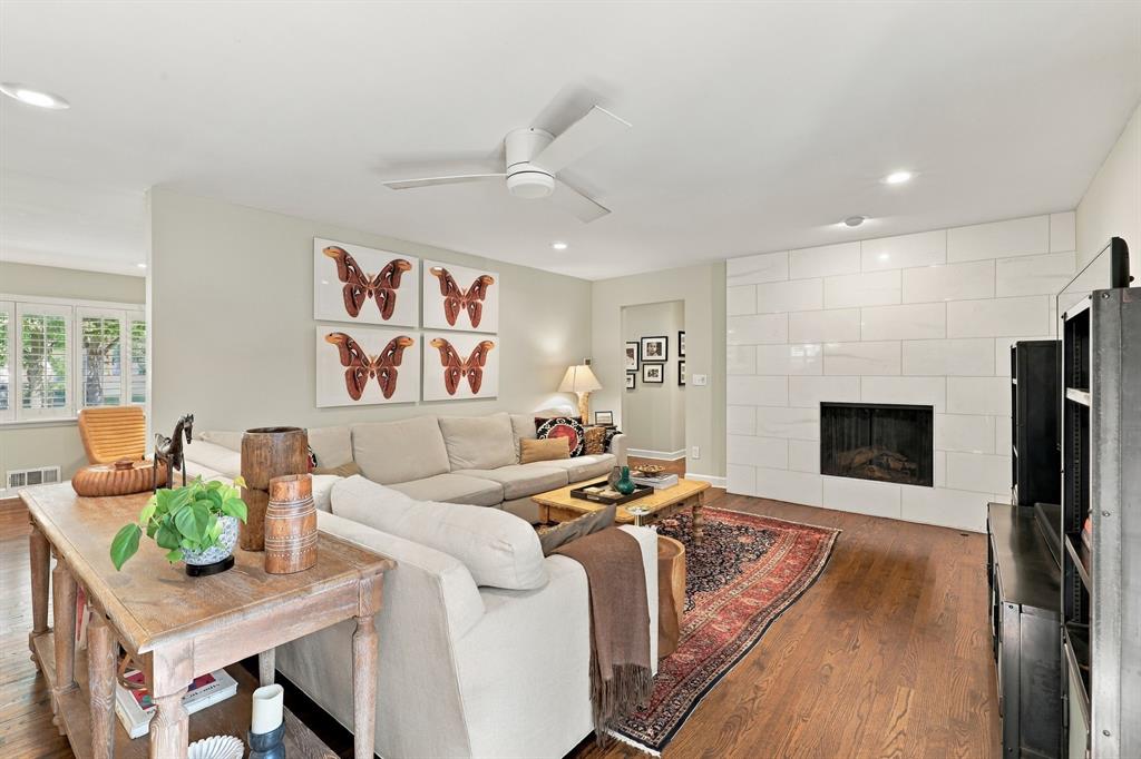 9236 Chiswell Road, Dallas, TX 75238