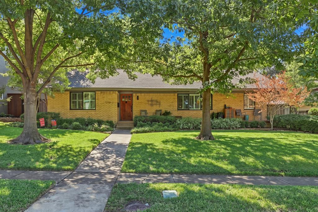 9236 Chiswell Road, Dallas, TX 75238