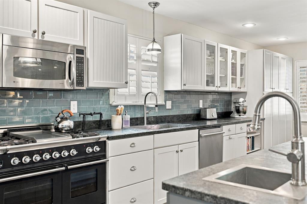 9236 Chiswell Road, Dallas, TX 75238