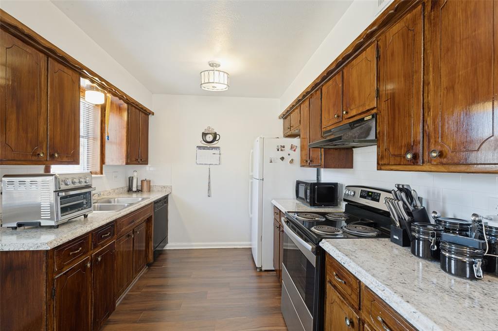 1901 W Shields, #1903, 1905, 1907, 1909, 1, Sherman, TX 75092