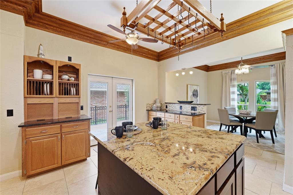 This kitchen offers a built in kitchen hutch, great for showing off your special kitchenware.