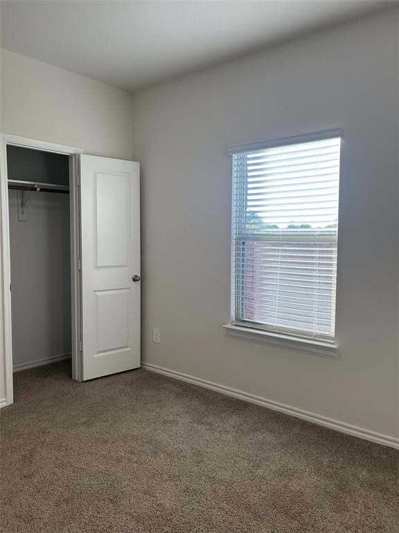 915 Presleigh Drive, Dallas, TX 75253