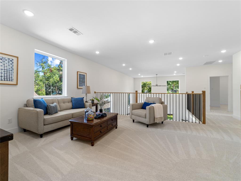 426 Martinique Avenue, Dallas, TX 75223
