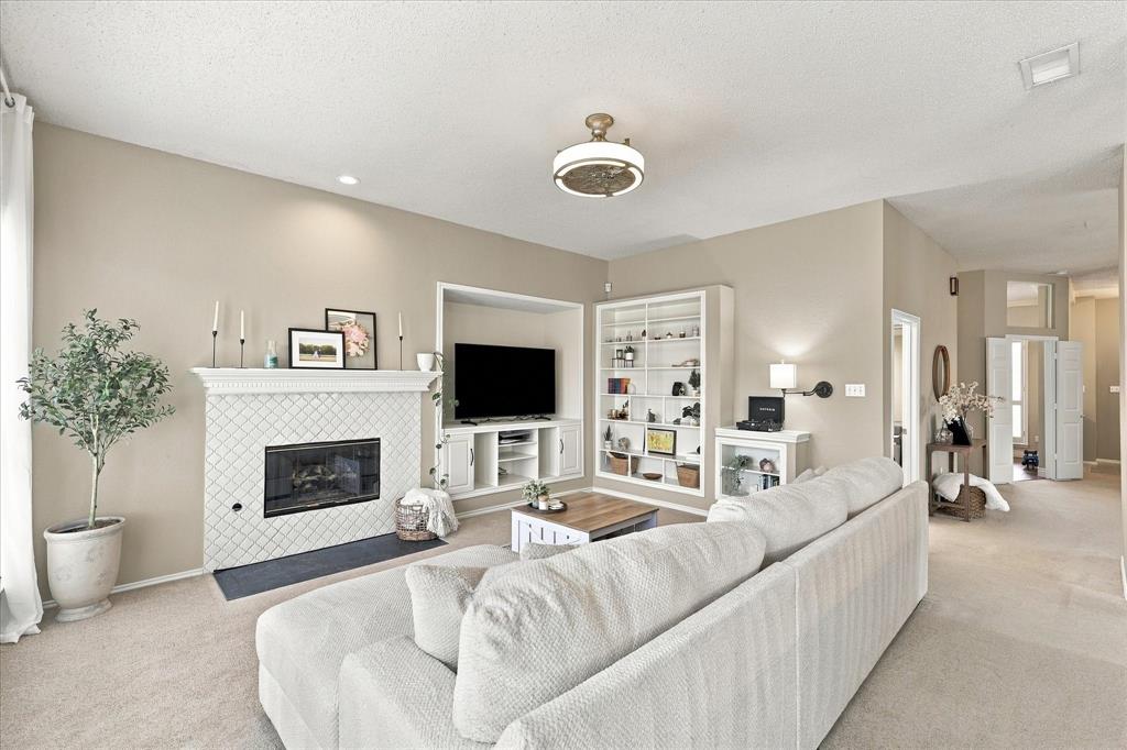 2914 Beau Drive, Mesquite, TX 75181