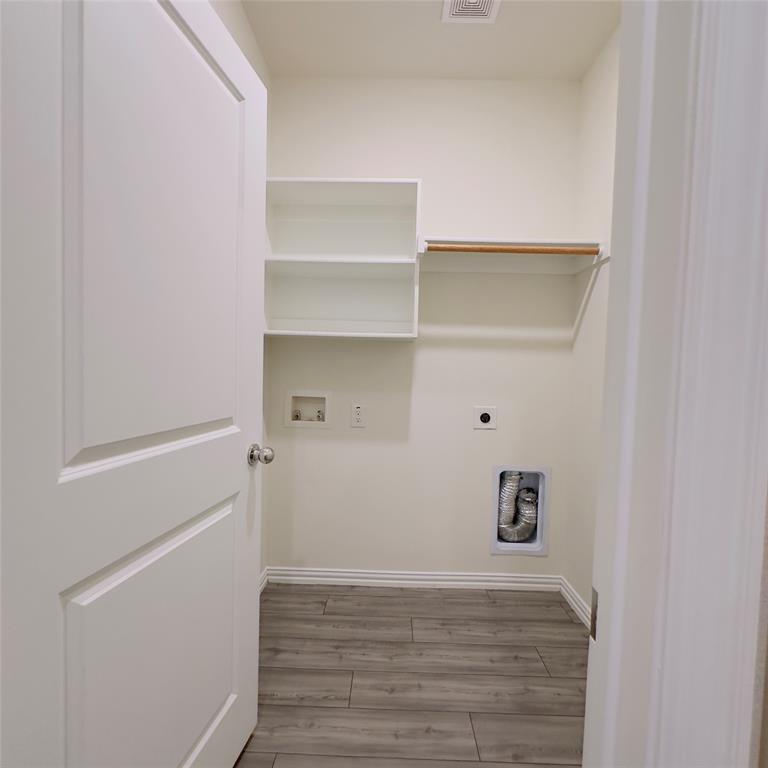 2513 Real Quiet Drive, Forney, TX 75126