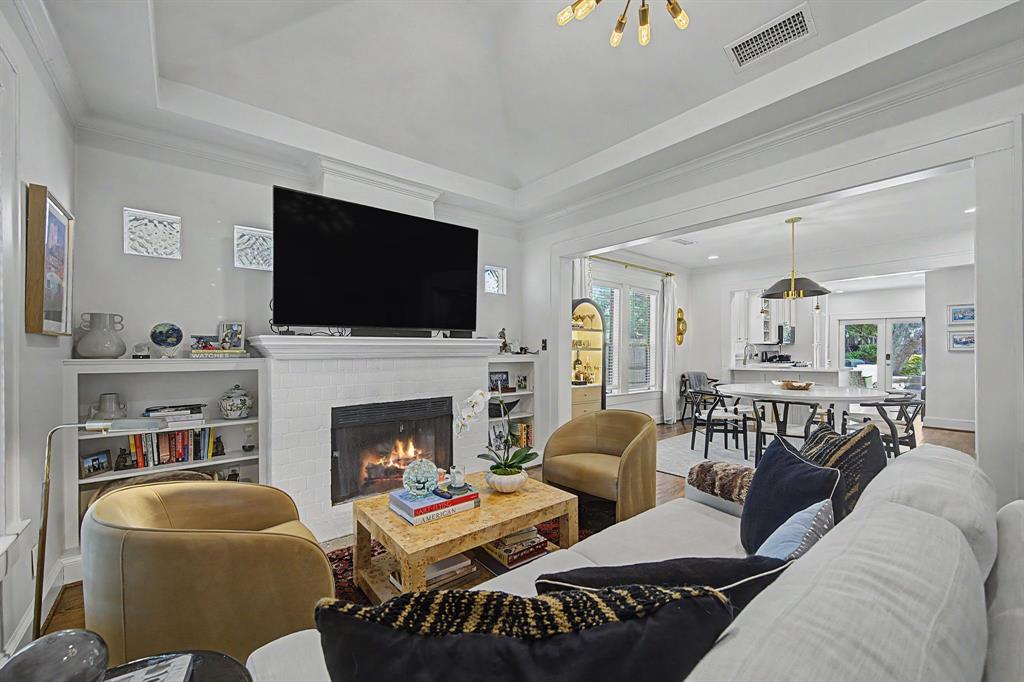 5515 Goodwin Avenue, Dallas, TX 75206