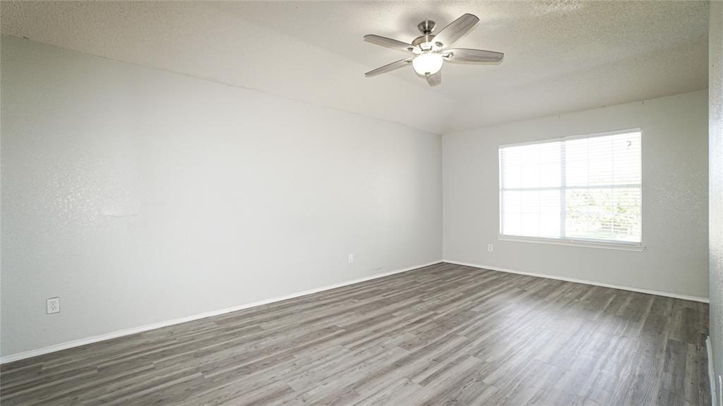 1435 Thibodaux Drive, Greenville, TX 75402