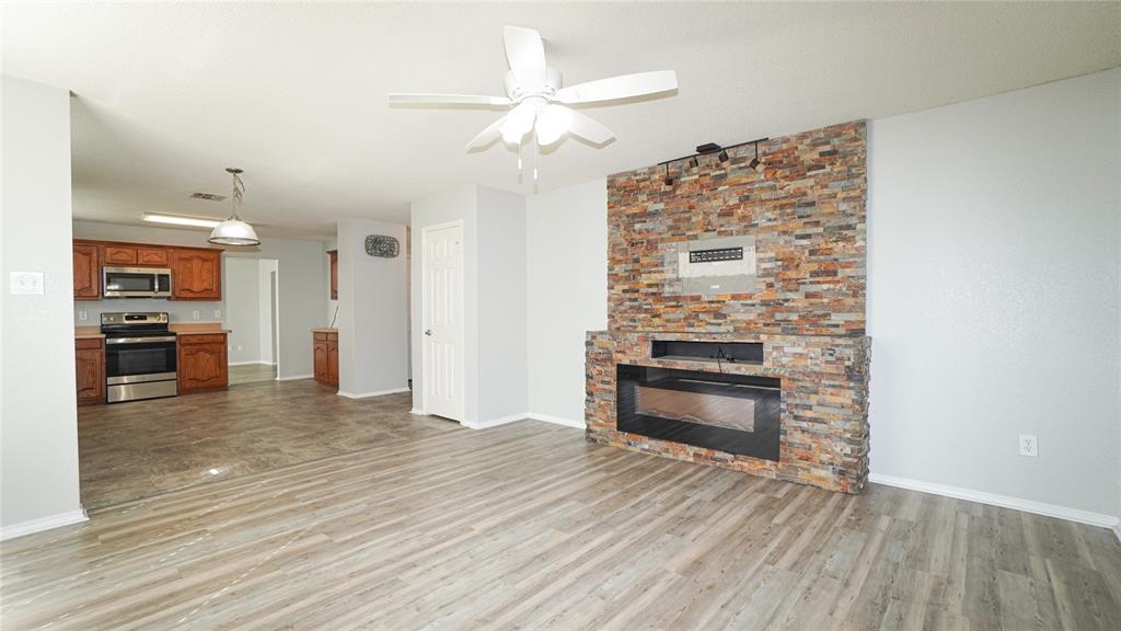 1435 Thibodaux Drive, Greenville, TX 75402