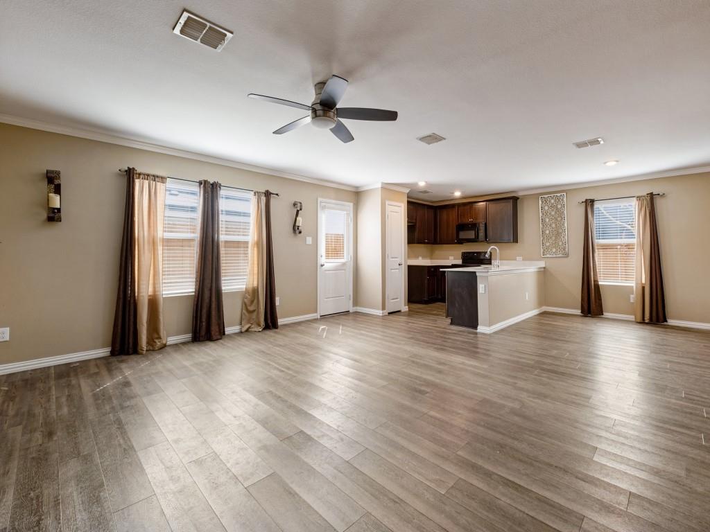 9212 Marilyn Place, Dallas, TX 75227