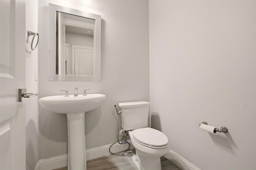 Downstairs Half Bath off of Mud Room