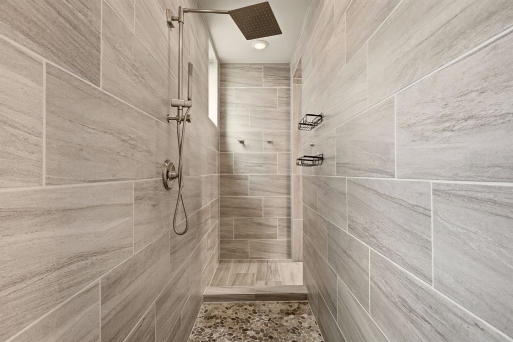 Primary Shower